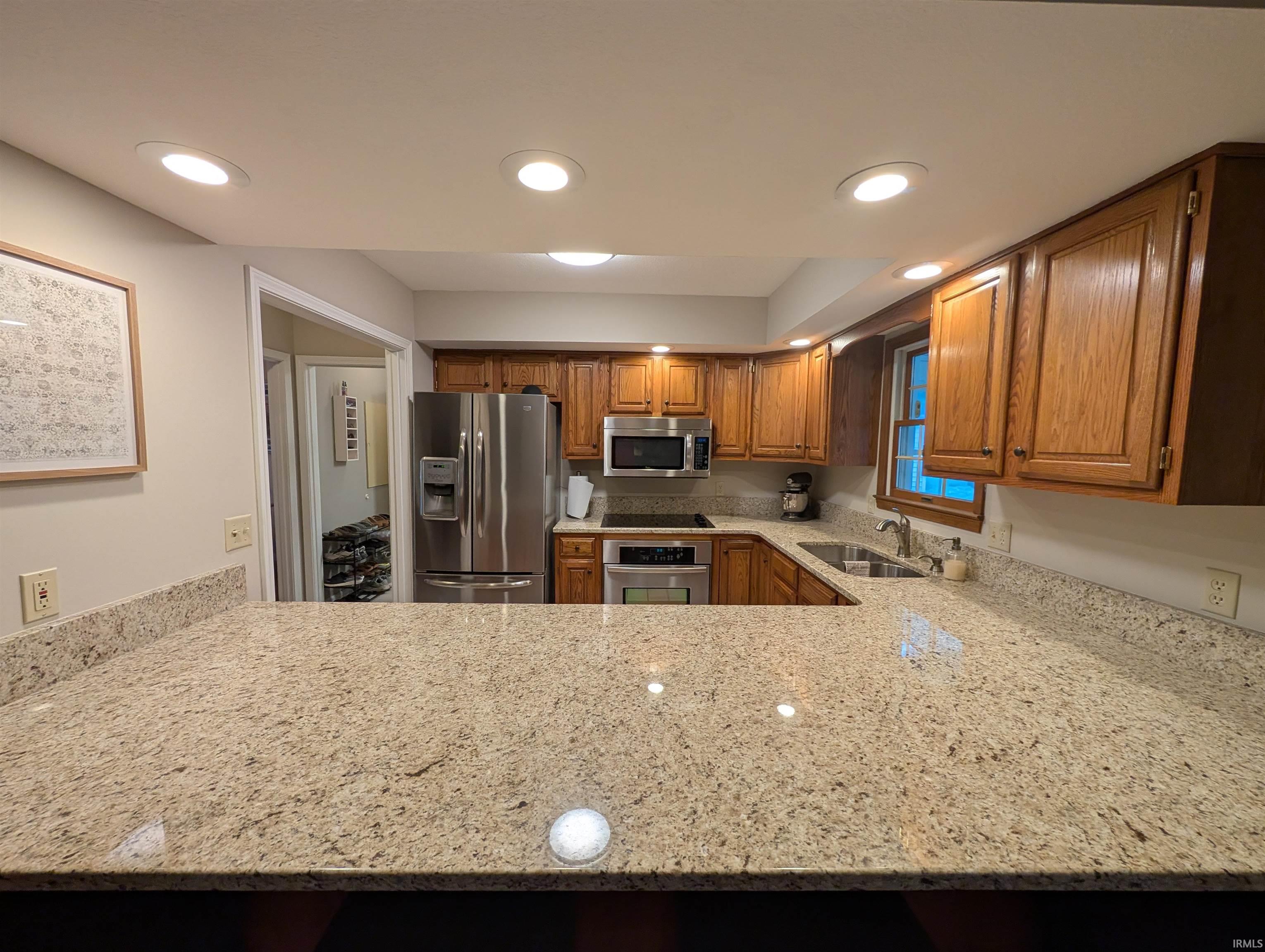 884 Quail Ridge Circle Vincennes, IN 47591 - Photo 10 of 28 Gallery Image 10