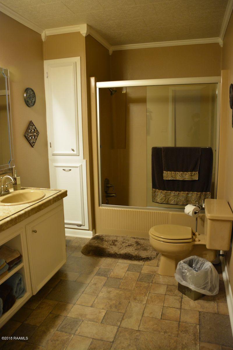 7210 Plum Road Erath, LA 70533 - Photo 4 of 13 Bathroom