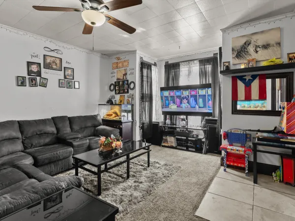 $184,900 | 613 North 14th Street, Unit 613A, Sheboygan, WI 53081