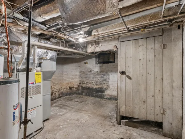 $184,900 | 613 North 14th Street, Unit 613A, Sheboygan, WI 53081