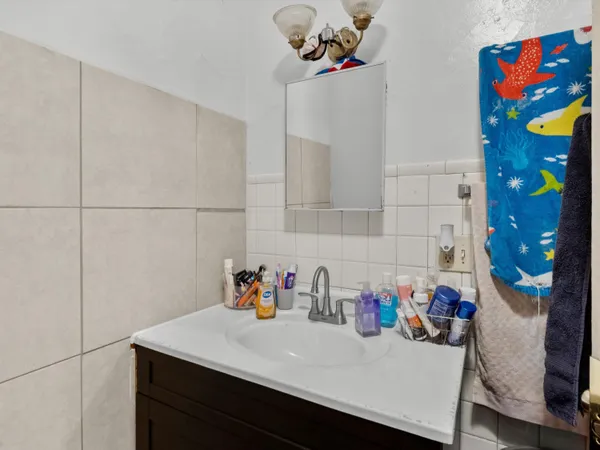 $184,900 | 613 North 14th Street, Unit 613A, Sheboygan, WI 53081