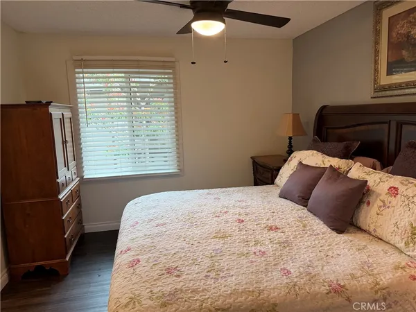 $536,400 | 20702 El Toro Lake, Unit 82, Lake Forest, CA 92630