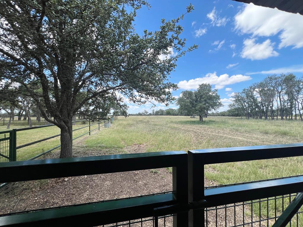 5078 Friedrich Road Fredericksburg, TX 78624 - Photo 40 of 66