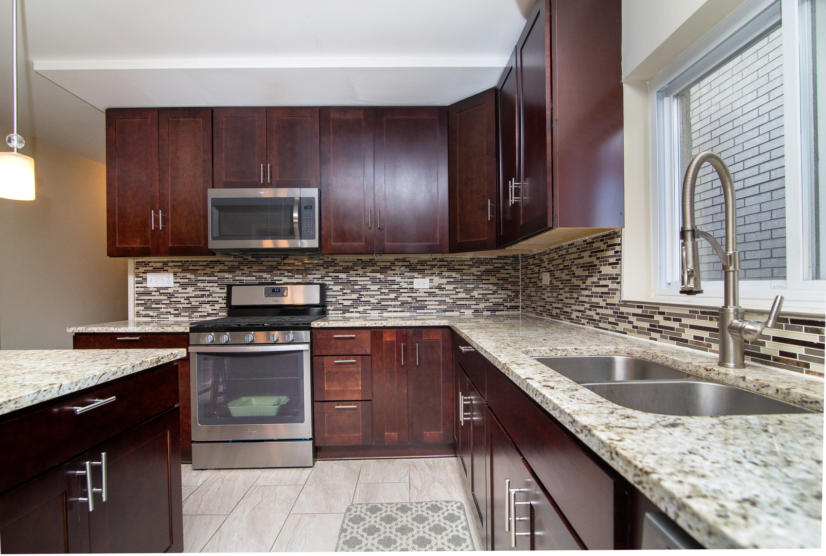 6718 Riverside Drive Berwyn, IL 60402 - Photo 13 of 42