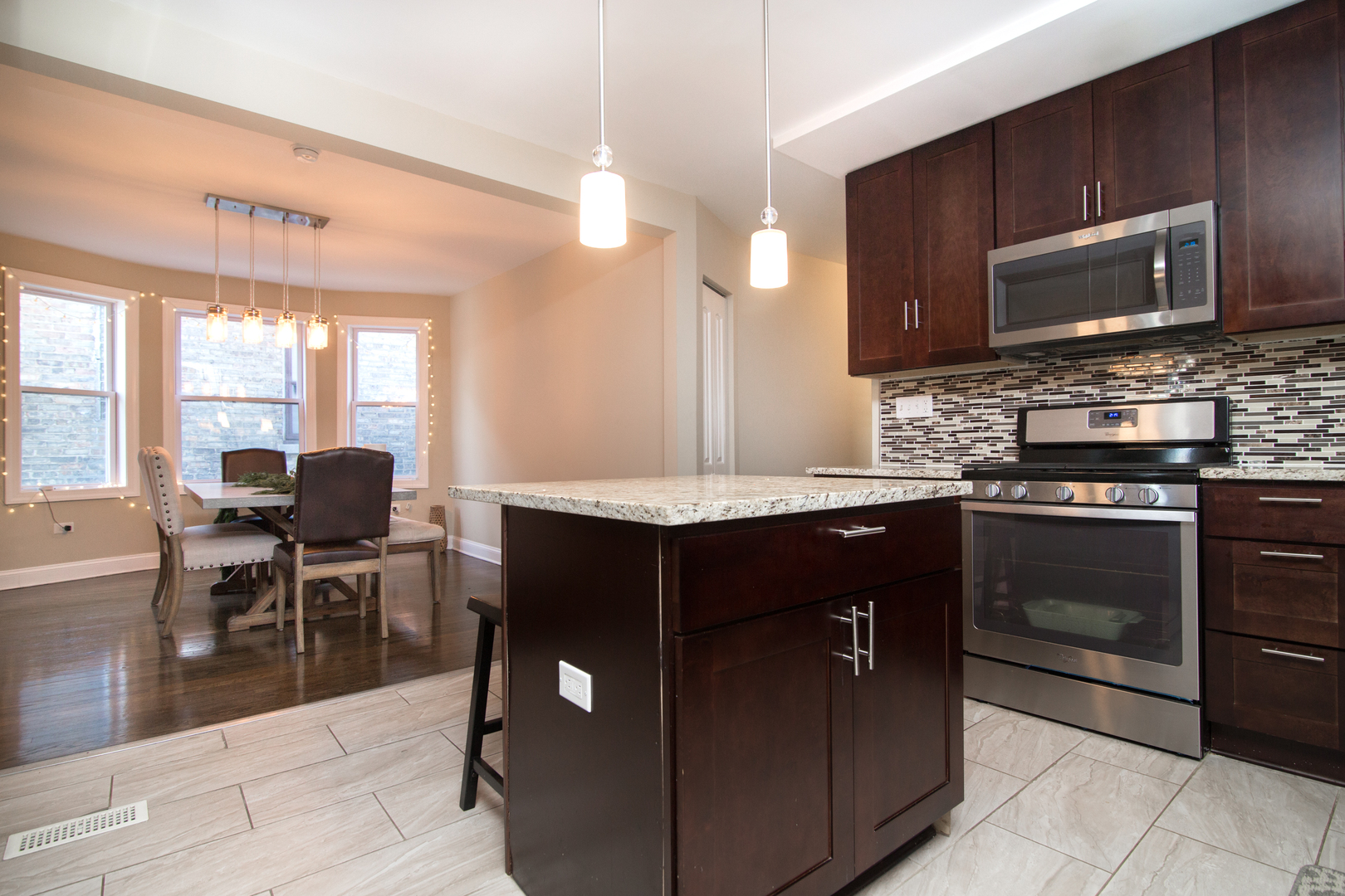 6718 Riverside Drive Berwyn, IL 60402 - Photo 14 of 42