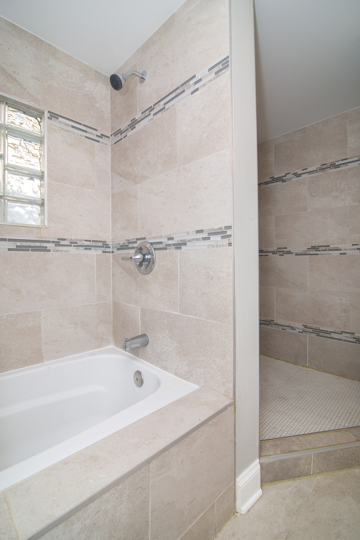 6718 Riverside Drive Berwyn, IL 60402 - Photo 24 of 42