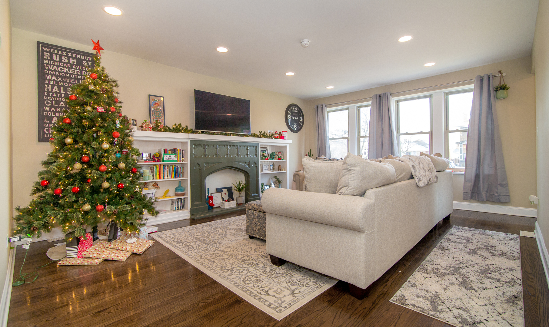 6718 Riverside Drive Berwyn, IL 60402 - Photo 4 of 42