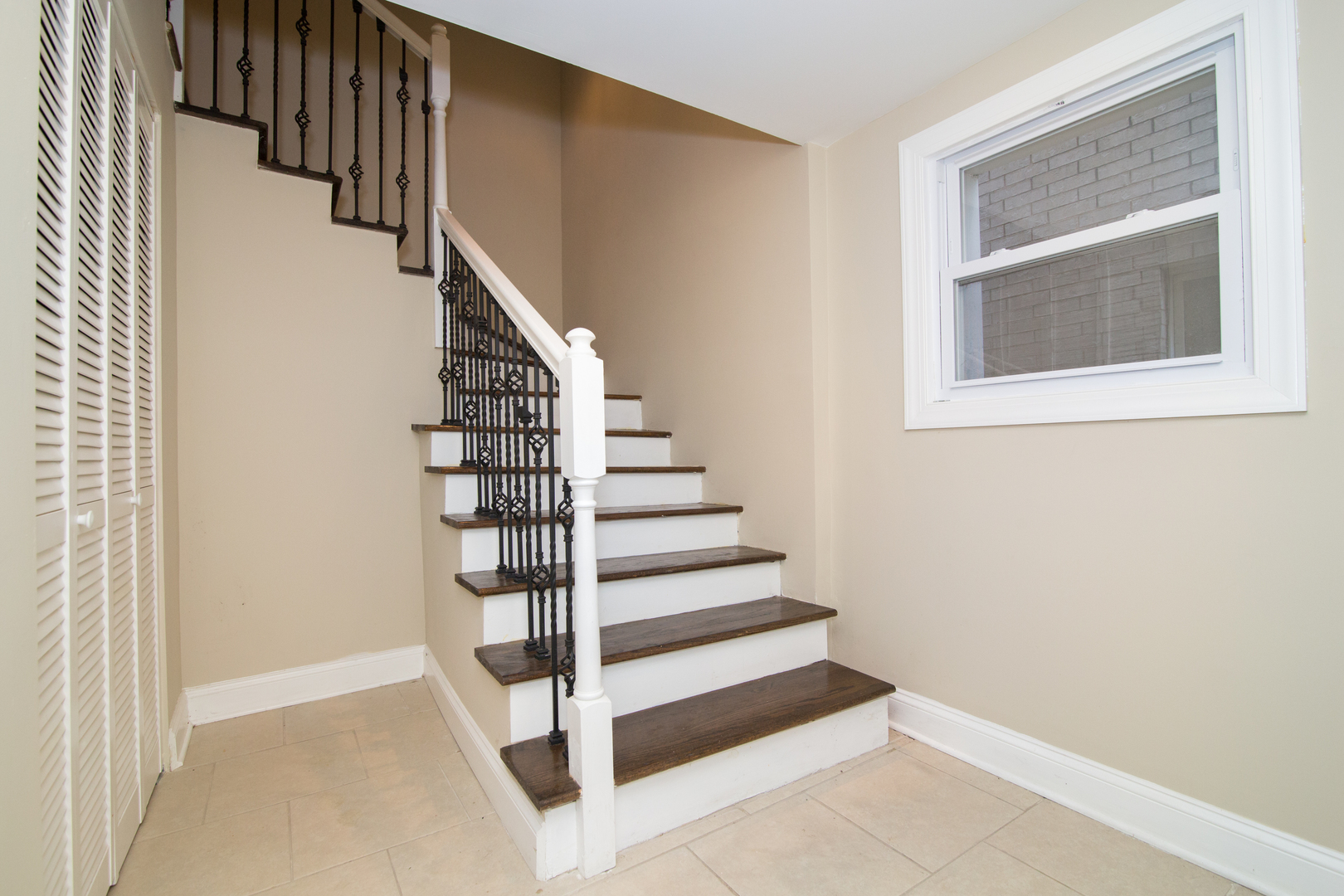 6718 Riverside Drive Berwyn, IL 60402 - Photo 31 of 42