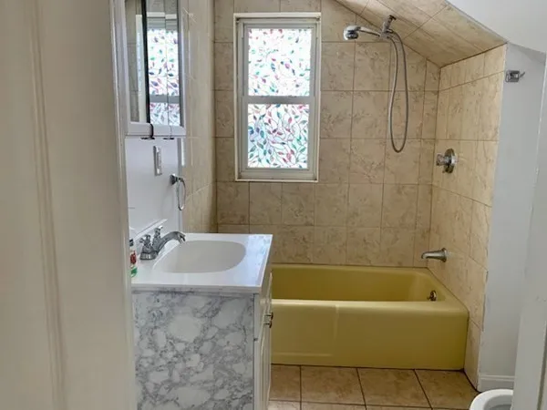 $1,700 | 8 Boylston Street, Unit 2R, Worcester, MA 01605