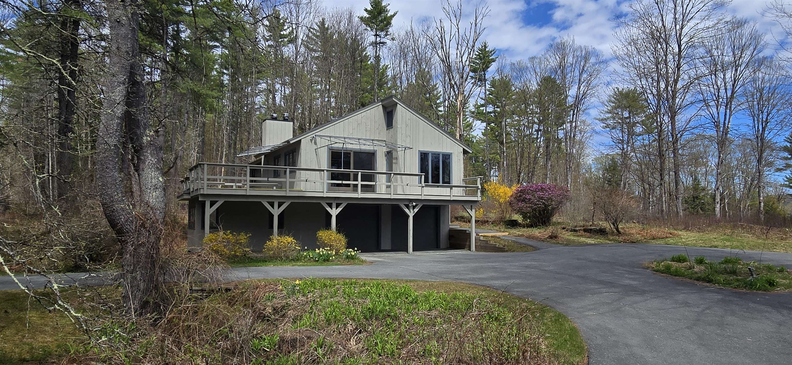 1608 Marsh Family Road Hartford, VT 05059 - Photo 22 of 27