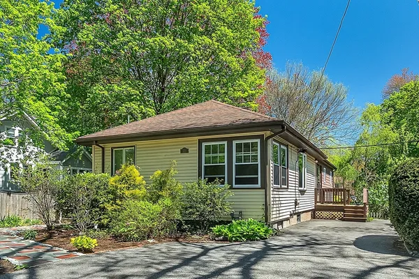 $799,000 | 72 Marked Tree Road, Needham, MA 02492