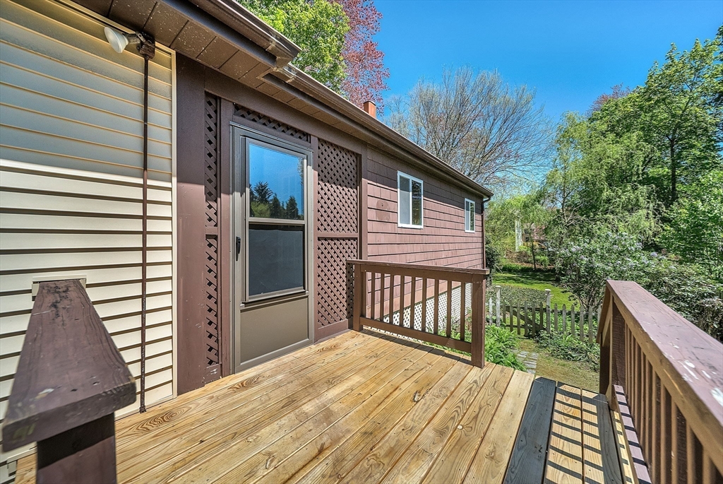 72 Marked Tree Road Needham, MA 02492 - Photo 12 of 14