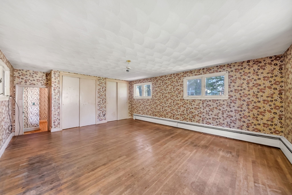 72 Marked Tree Road Needham, MA 02492 - Photo 8 of 14