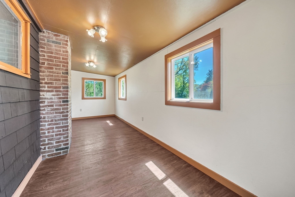 72 Marked Tree Road Needham, MA 02492 - Photo 9 of 14