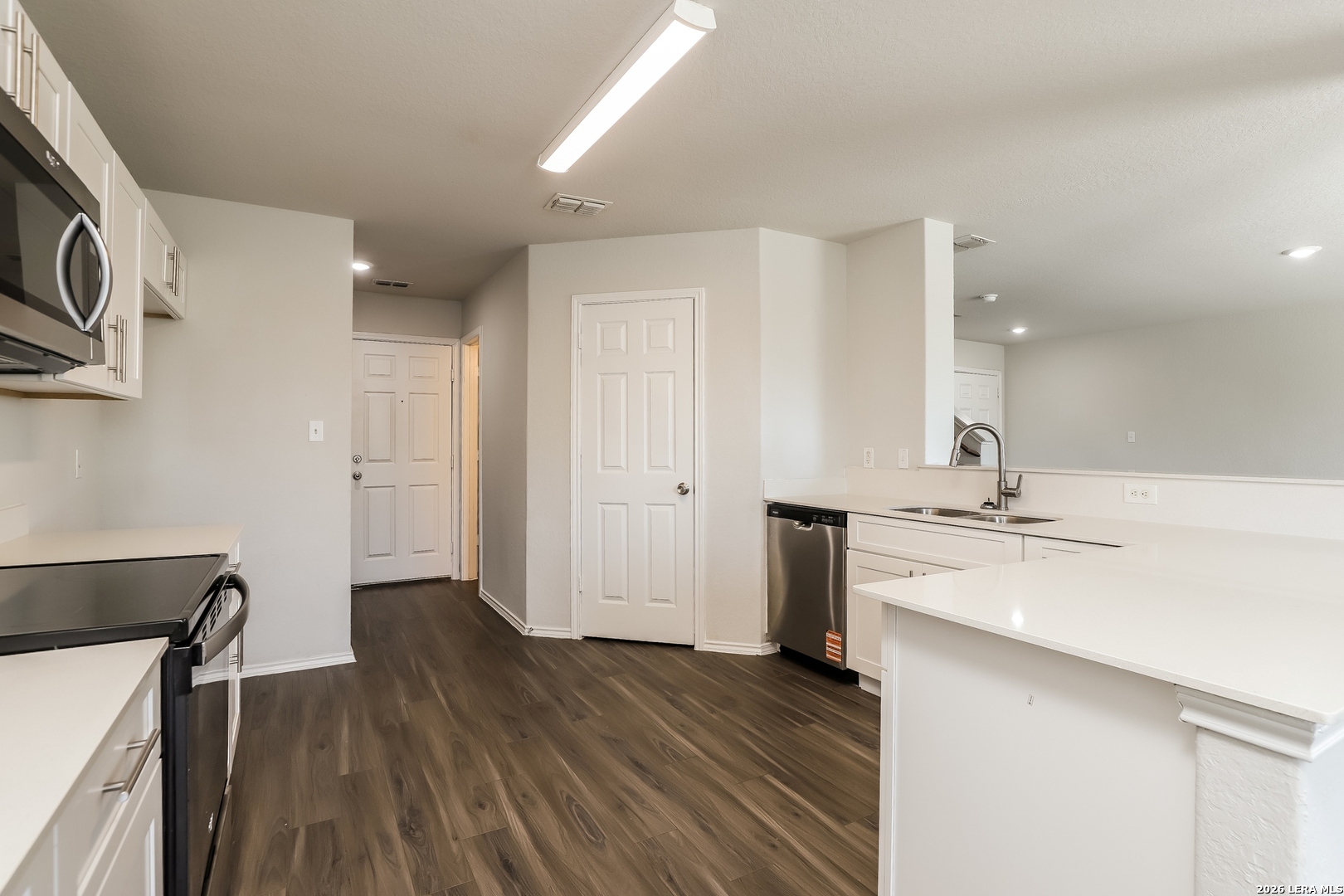 1415 Durango Run San Antonio, TX 78245 - Photo 5 of 18
