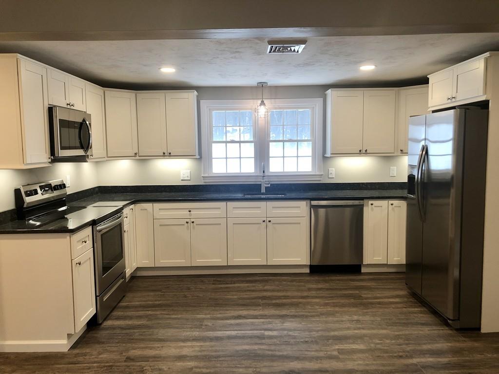113 Charlton Road Spencer, MA 01562 - Photo 2 of 35 Gallery Image 2