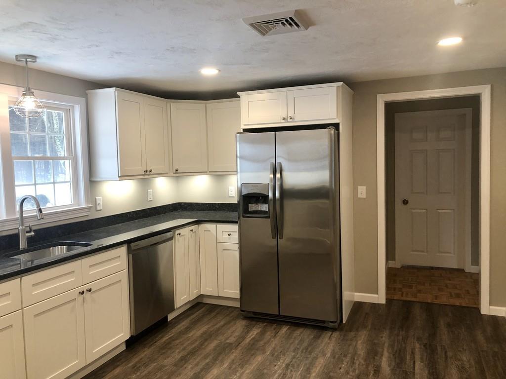 113 Charlton Road Spencer, MA 01562 - Photo 5 of 35 Gallery Image 5