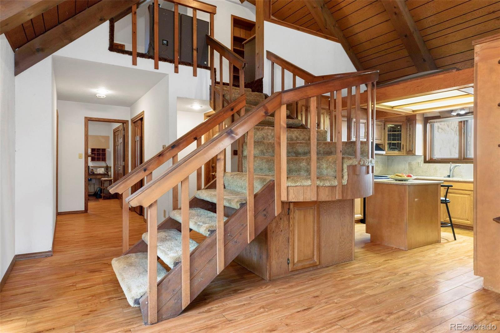 9101 Eastridge Road Golden, CO 80403 - Photo 12 of 40