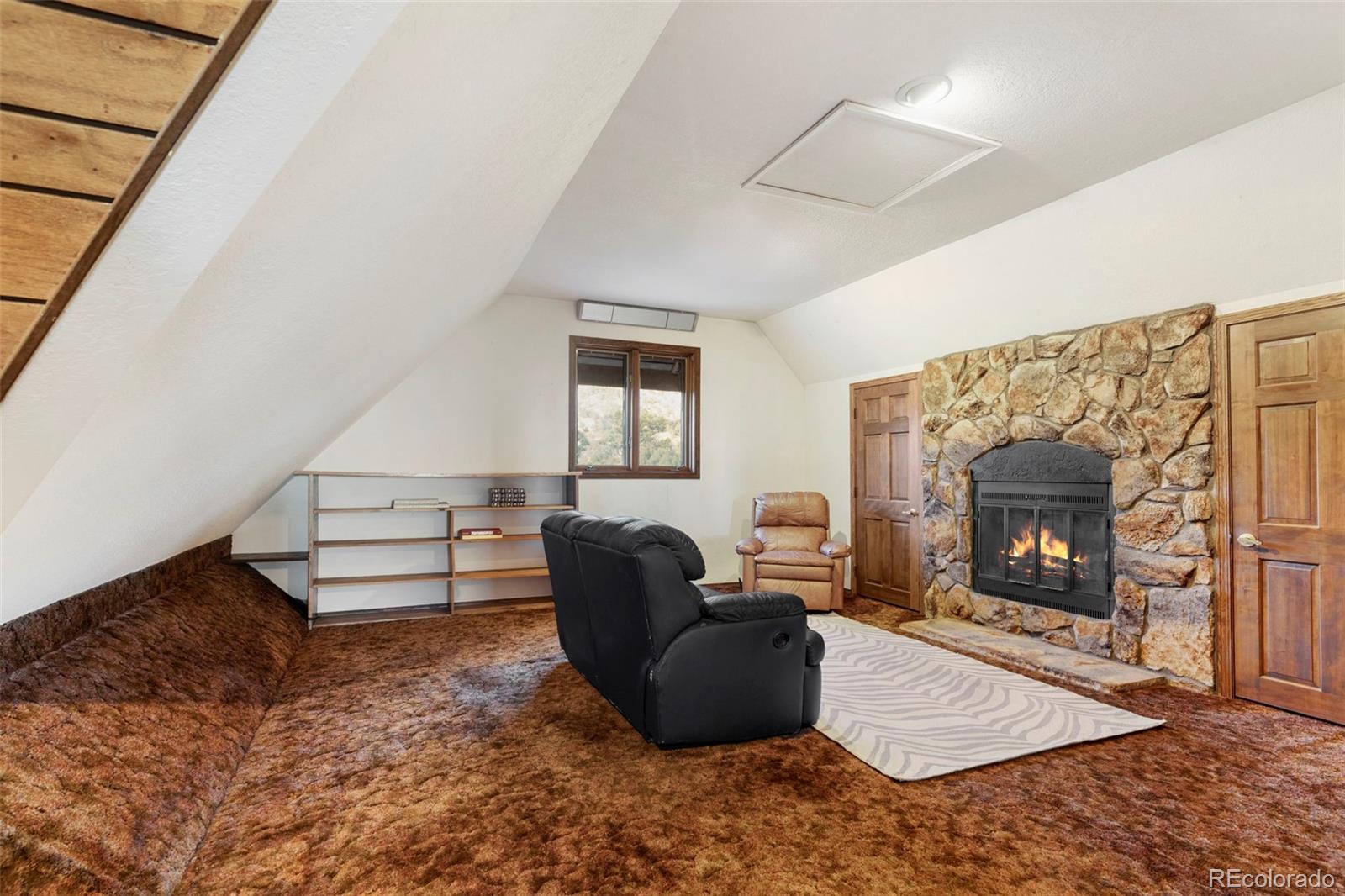 9101 Eastridge Road Golden, CO 80403 - Photo 13 of 40