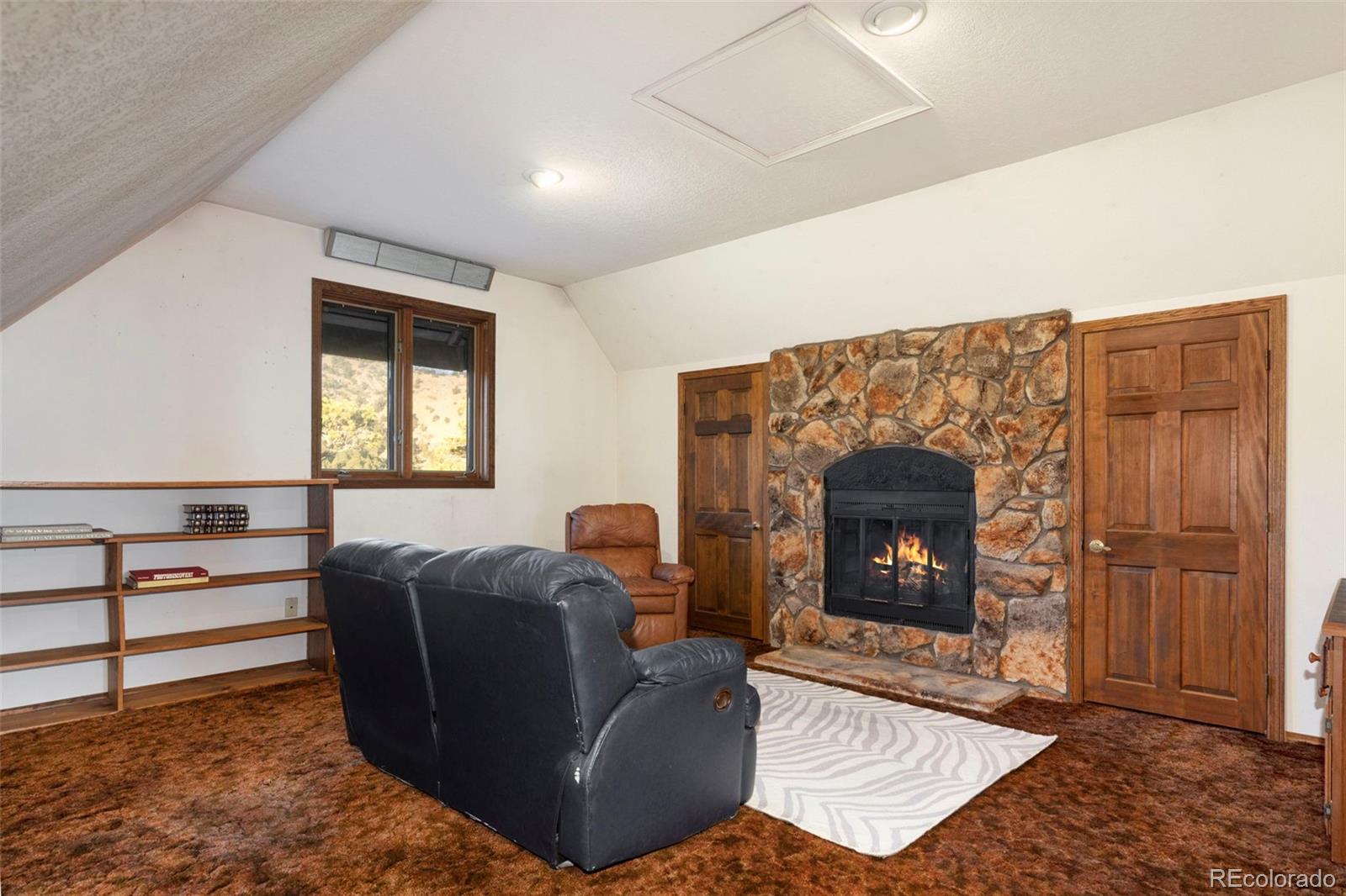 9101 Eastridge Road Golden, CO 80403 - Photo 14 of 40