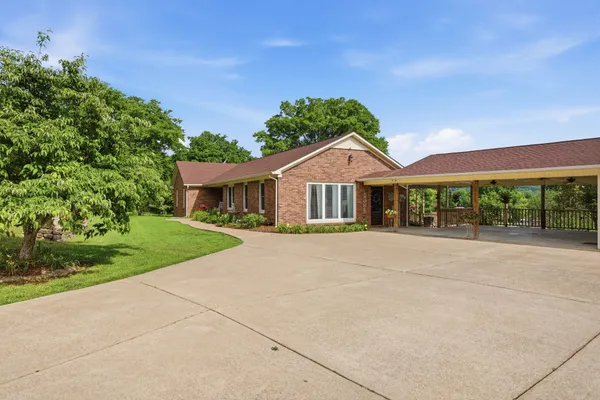 $515,000 | 750 Mountain View Drive, Pulaski, TN 38478