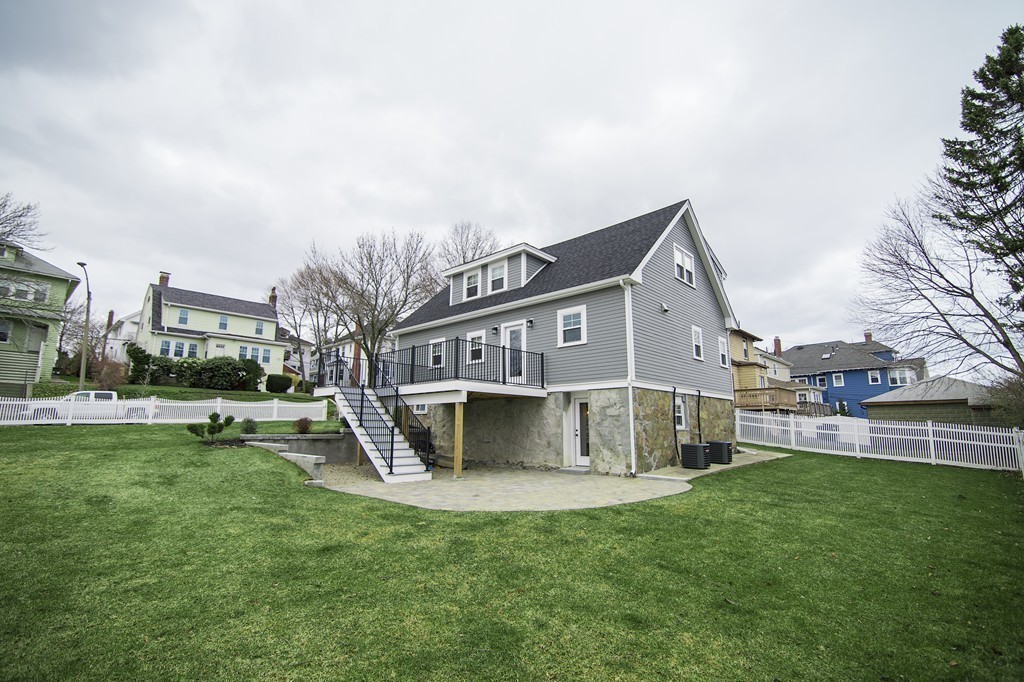 61 Russett Road Boston, MA 02132 - Photo 27 of 30 Gallery Image 27
