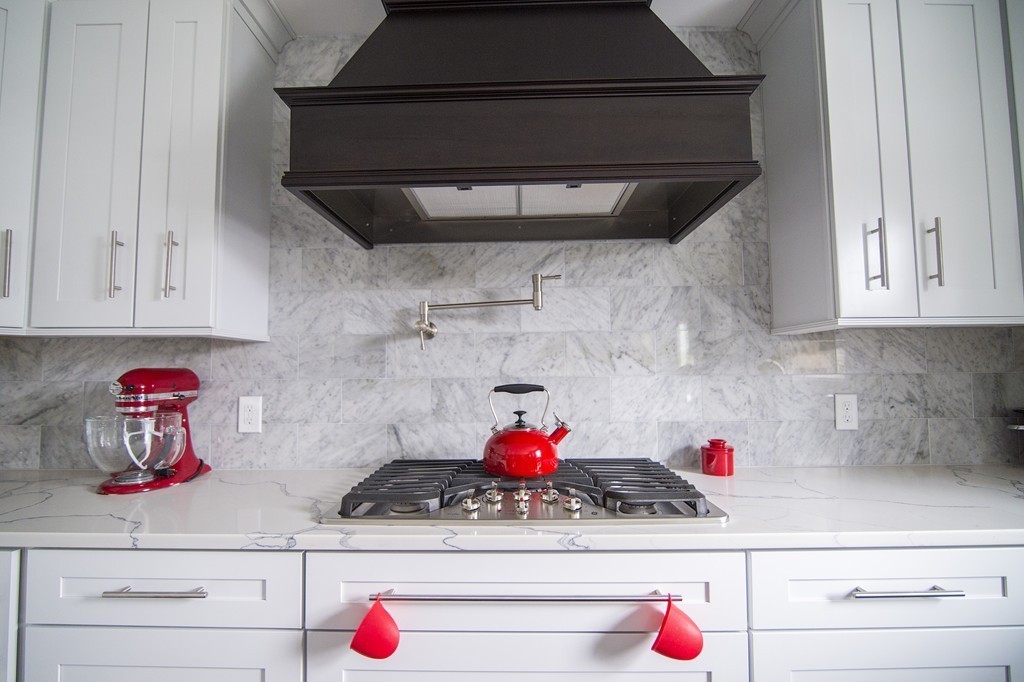 61 Russett Road Boston, MA 02132 - Photo 3 of 30 Gallery Image 3