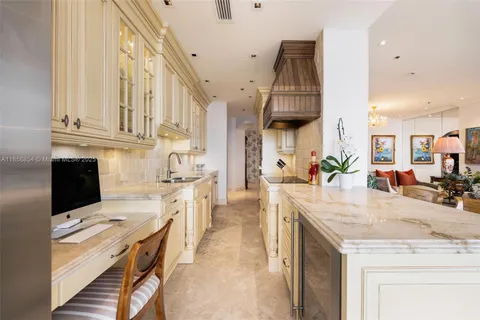 $1,450,000 | 1581 Brickell Avenue, Unit T104, Miami, FL 33129