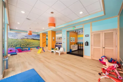 $1,450,000 | 1581 Brickell Avenue, Unit T104, Miami, FL 33129