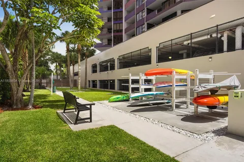 $1,450,000 | 1581 Brickell Avenue, Unit T104, Miami, FL 33129