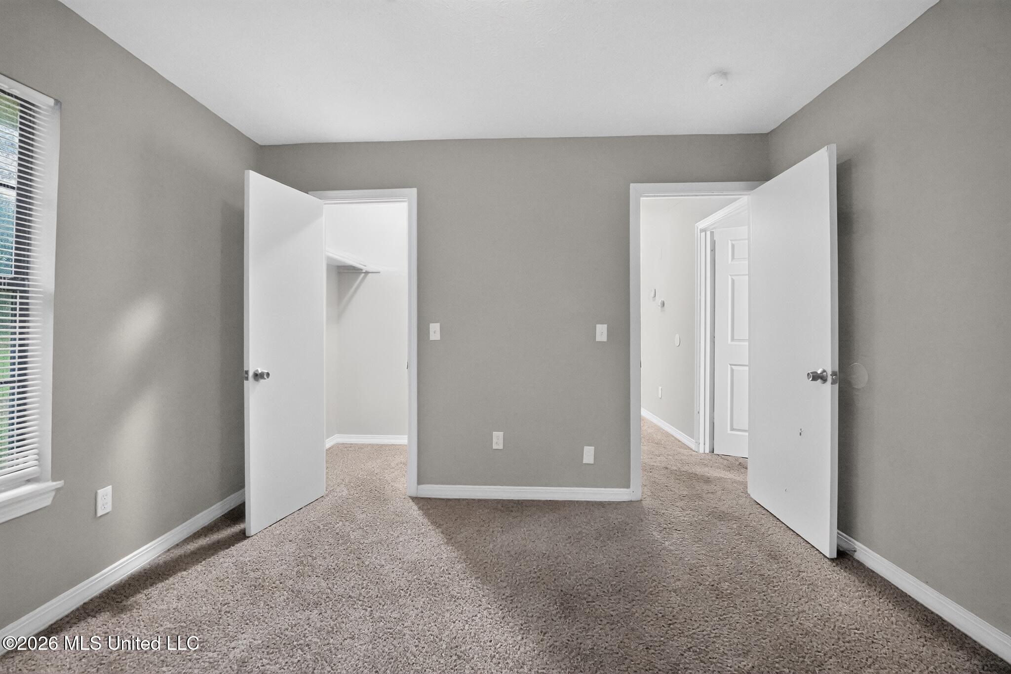 1407 Summit Avenue Jackson, MS 39212 - Photo 13 of 20 14_1407_Summit_Ave-Bedroom-8412