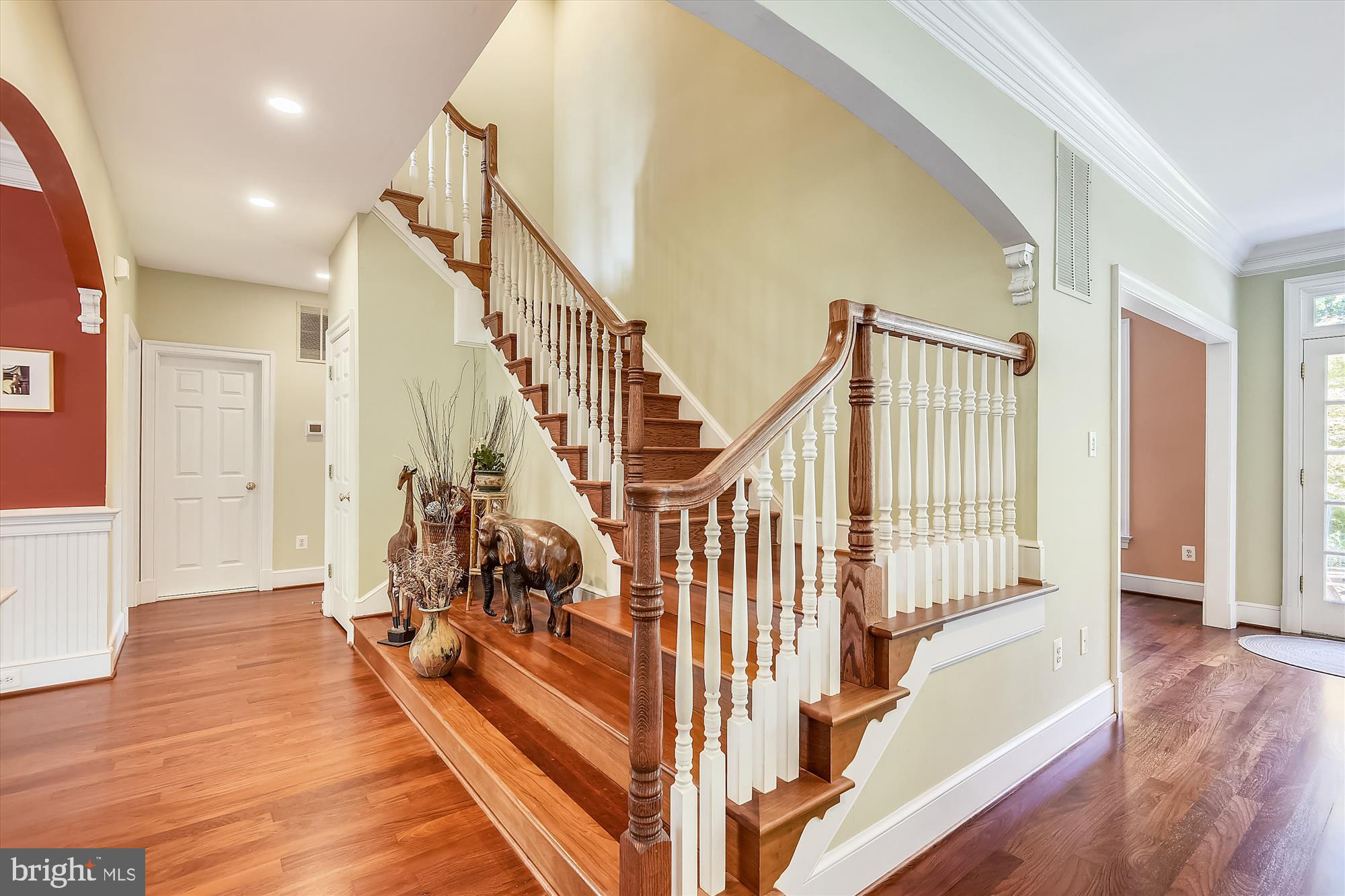 833 Utterback Store Road Great Falls, VA 22066 - Photo 39 of 98 Main Level Stairs
