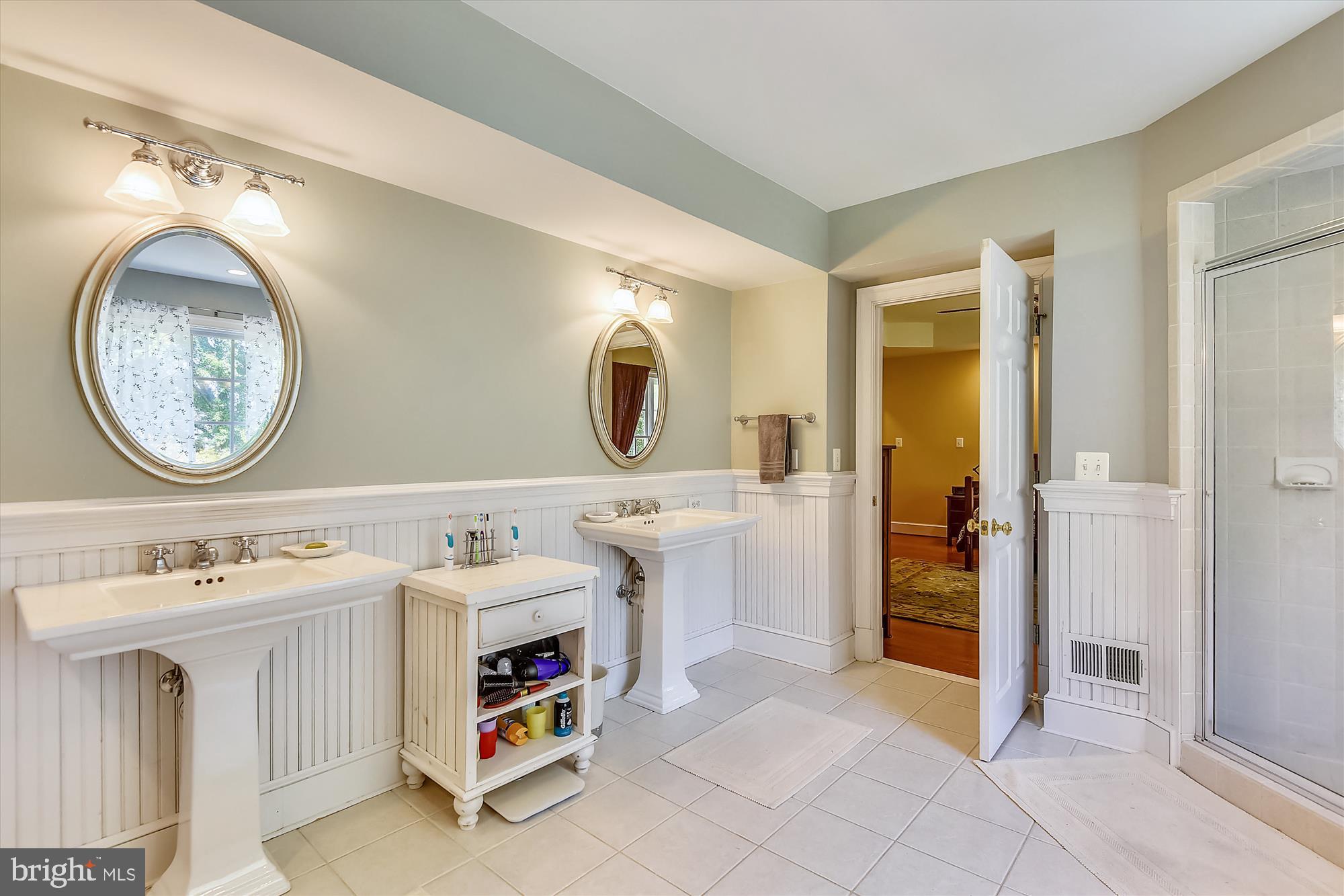 833 Utterback Store Road Great Falls, VA 22066 - Photo 48 of 98 Upper Level Primary Bath