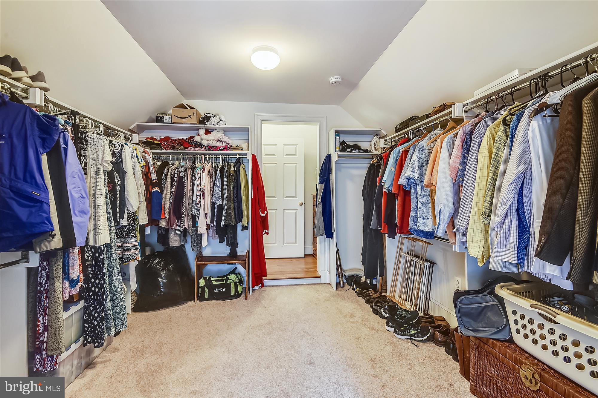 833 Utterback Store Road Great Falls, VA 22066 - Photo 50 of 98 Upper Level Walk-In Closet