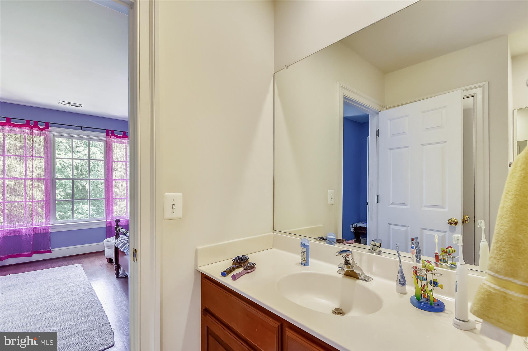 833 Utterback Store Road Great Falls, VA 22066 - Photo 60 of 98 Upper Level Vanity