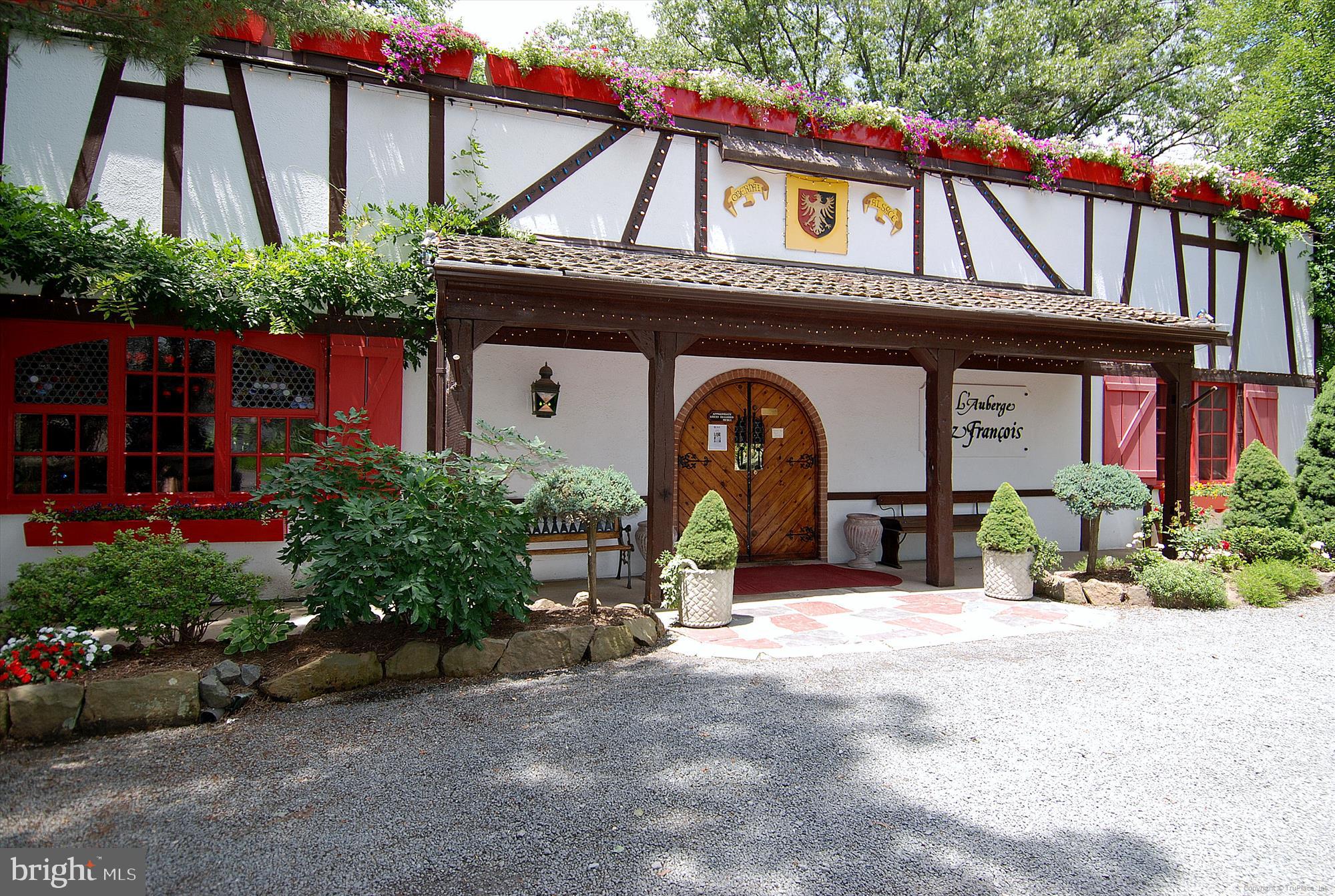 833 Utterback Store Road Great Falls, VA 22066 - Photo 88 of 98 L'Auberge Chez Francois