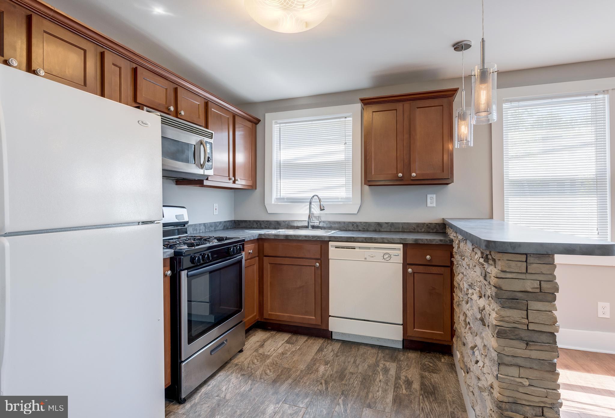 447 Grace Road Upper Darby, PA 19082 - Photo 13 of 35 Kitchen