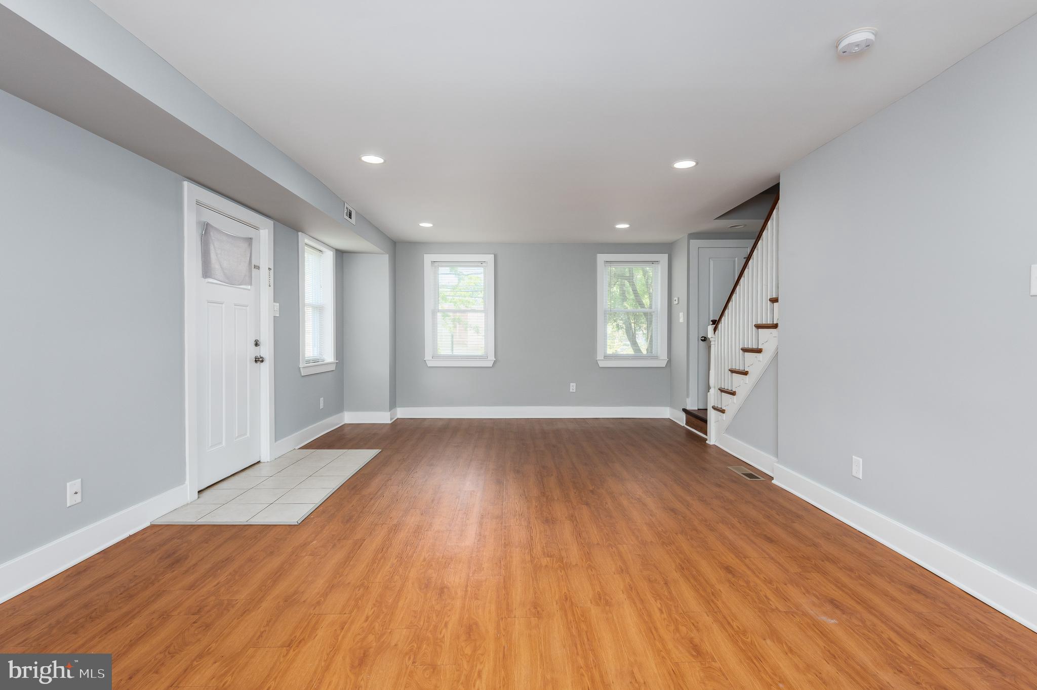 447 Grace Road Upper Darby, PA 19082 - Photo 23 of 35 Living/Dining Rooms