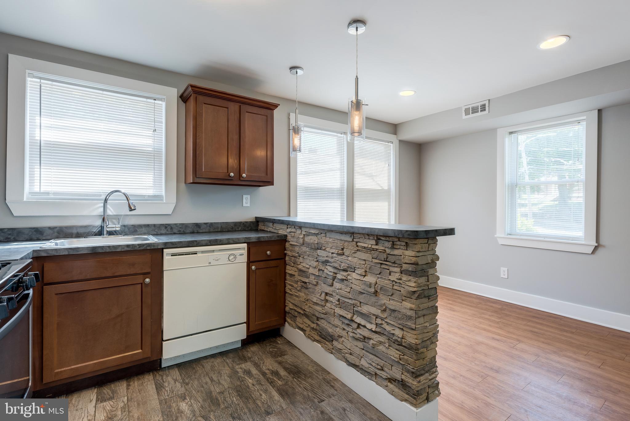 447 Grace Road Upper Darby, PA 19082 - Photo 30 of 35 Kitchen
