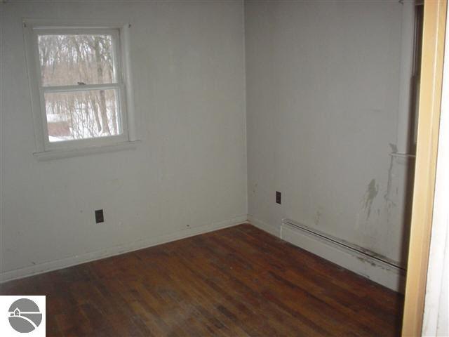 6267 Elk Lake Road Gladwin, MI 48624 - Photo 10 of 15 1753575-9.JPG