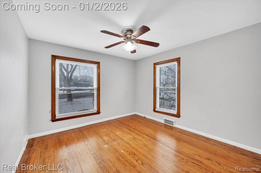 1634 Crooks Road Royal Oak, MI 48067 - Photo 16 of 26
