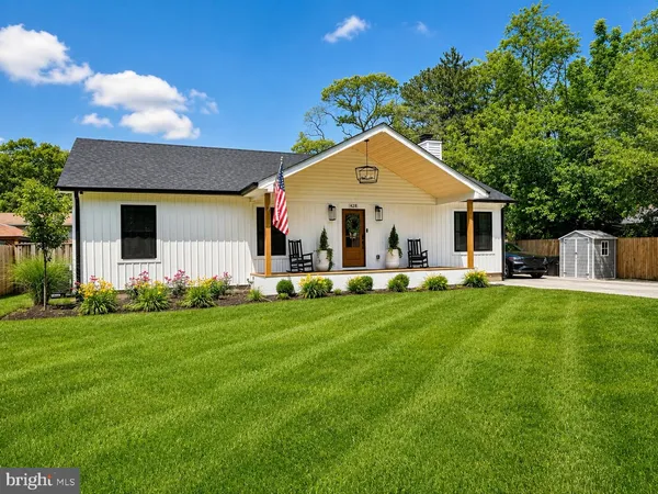 $725,000 | 428 Royal Beach Road, Pasadena, MD 21122