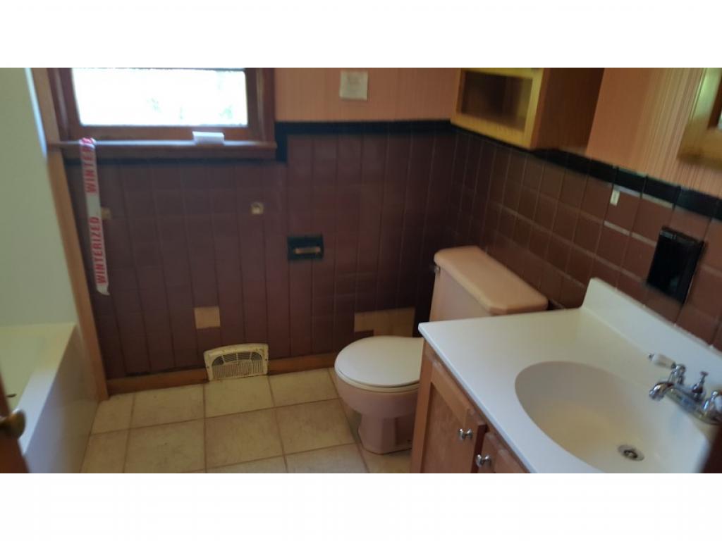 23 Schoolhouse Road Pownal, VT 05261 - Photo 18 of 23