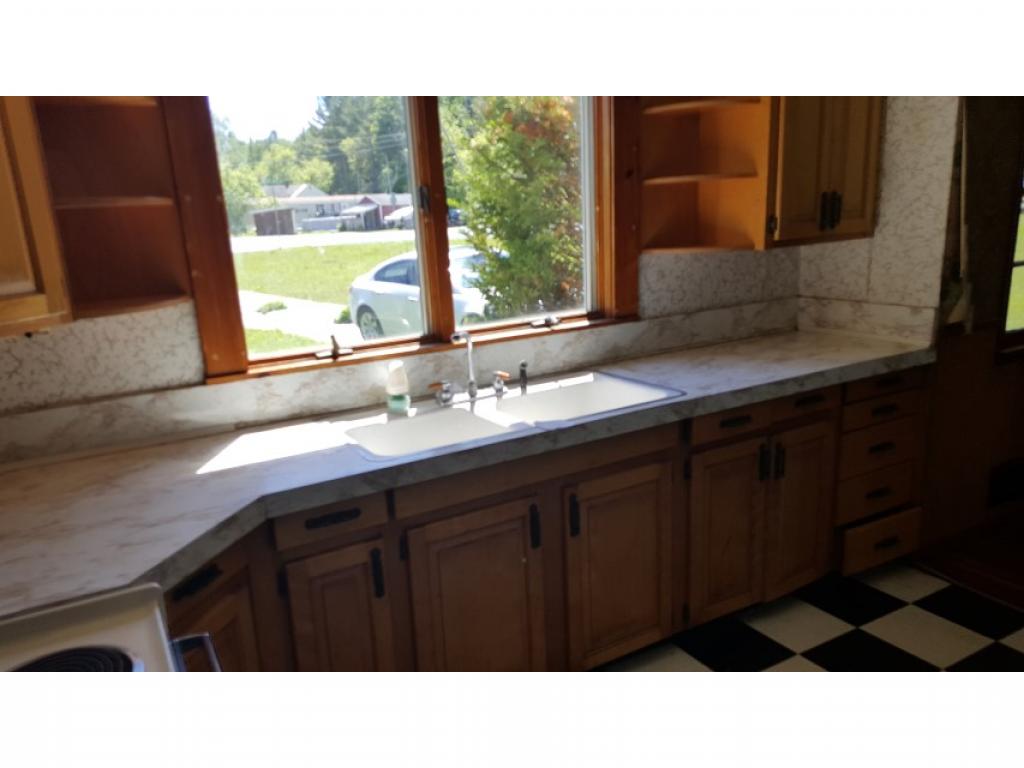 23 Schoolhouse Road Pownal, VT 05261 - Photo 3 of 23