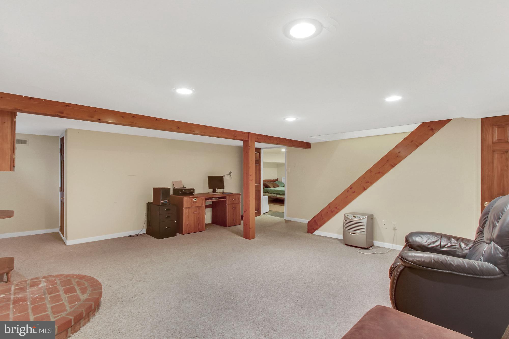 179 Reynolds Mill Road York, PA 17403 - Photo 5 of 27 Gallery Image 5