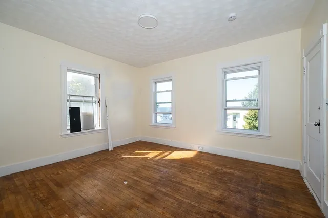 $599,900 | 91 Fox Street, Worcester, MA 01604