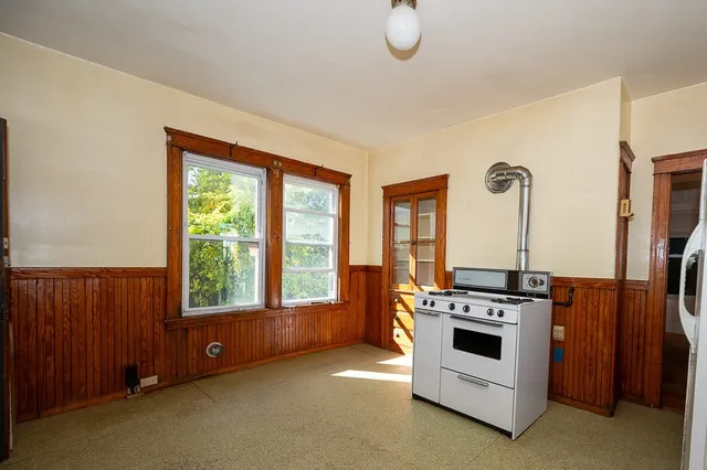 $599,900 | 91 Fox Street, Worcester, MA 01604