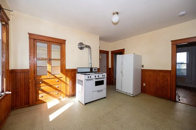 $599,900 | 91 Fox Street, Worcester, MA 01604