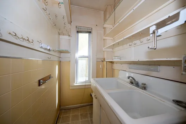 $599,900 | 91 Fox Street, Worcester, MA 01604