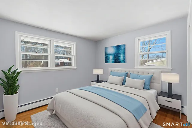 $389,000 | 10 Fairlawn Avenue, East Hampton, CT 06424